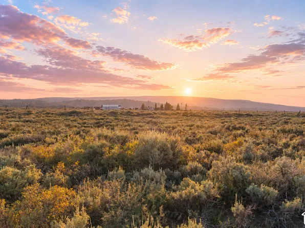 11 Lancer Ln, Coalville, UT 84017