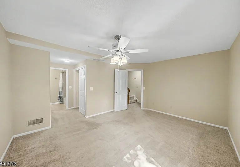 24 Pine Hollow Ct — Photo 25