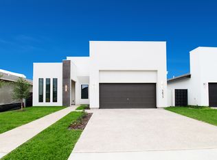 3815 Sun Valley Dr, Laredo, TX 78045