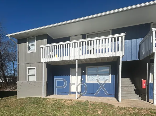 1602 Juniper Cir #C, Springdale, AR 72764