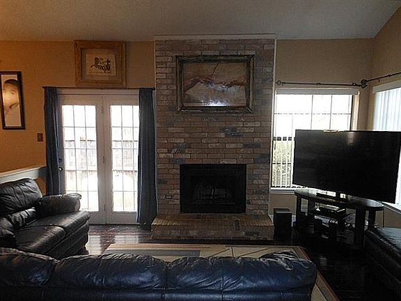 2nd image of 2656 Clayton Oaks Dr