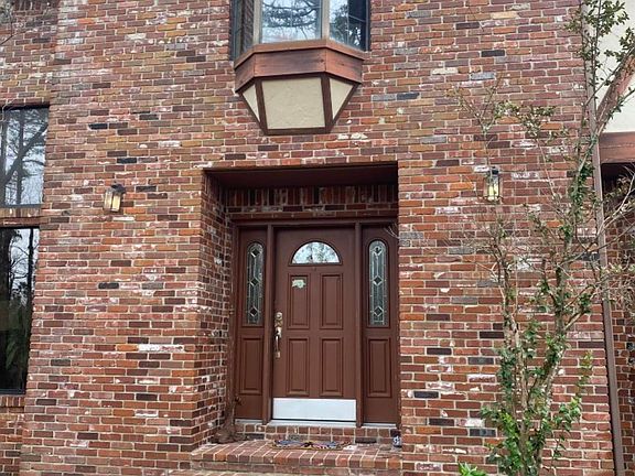 5th image of 2450 Laticana Dr