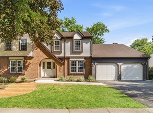 1342 Winchester Ct, Naperville, IL 60563