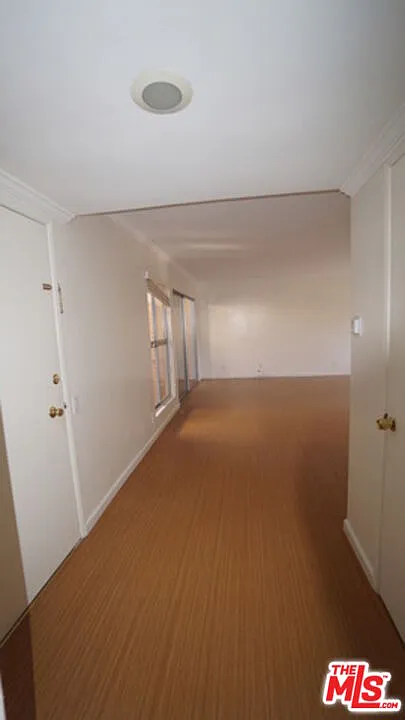2 bed, 2.0 bath, 1100 sqft, $3,230 — Photo 3