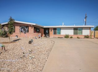 1825 S Augusta Cir, Tucson, AZ 85710