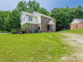 7903 Impala Ln, Charlotte, NC 28216