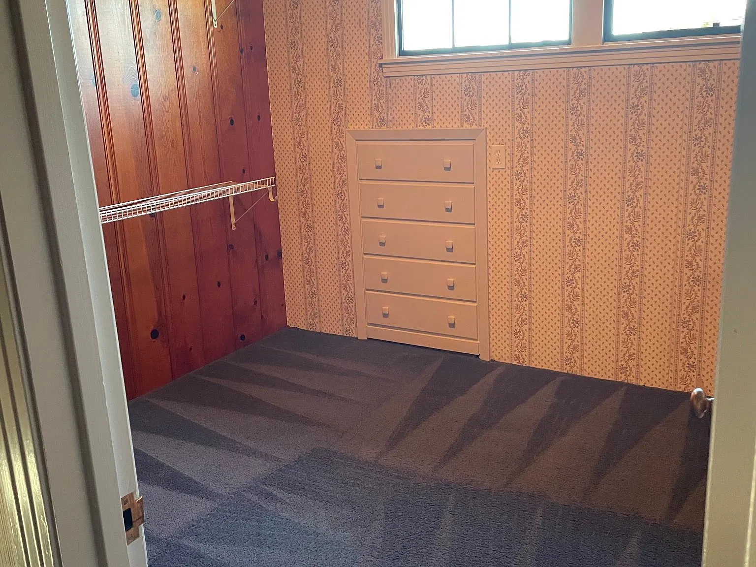 1343 David Ave — Photo 2