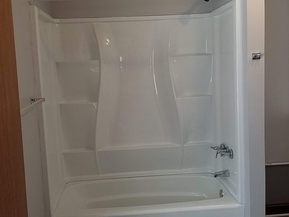 new shower/tub
