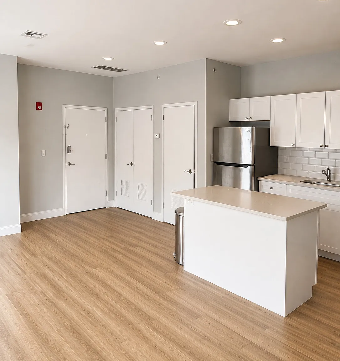 1 bed, $1,718 — Photo 2
