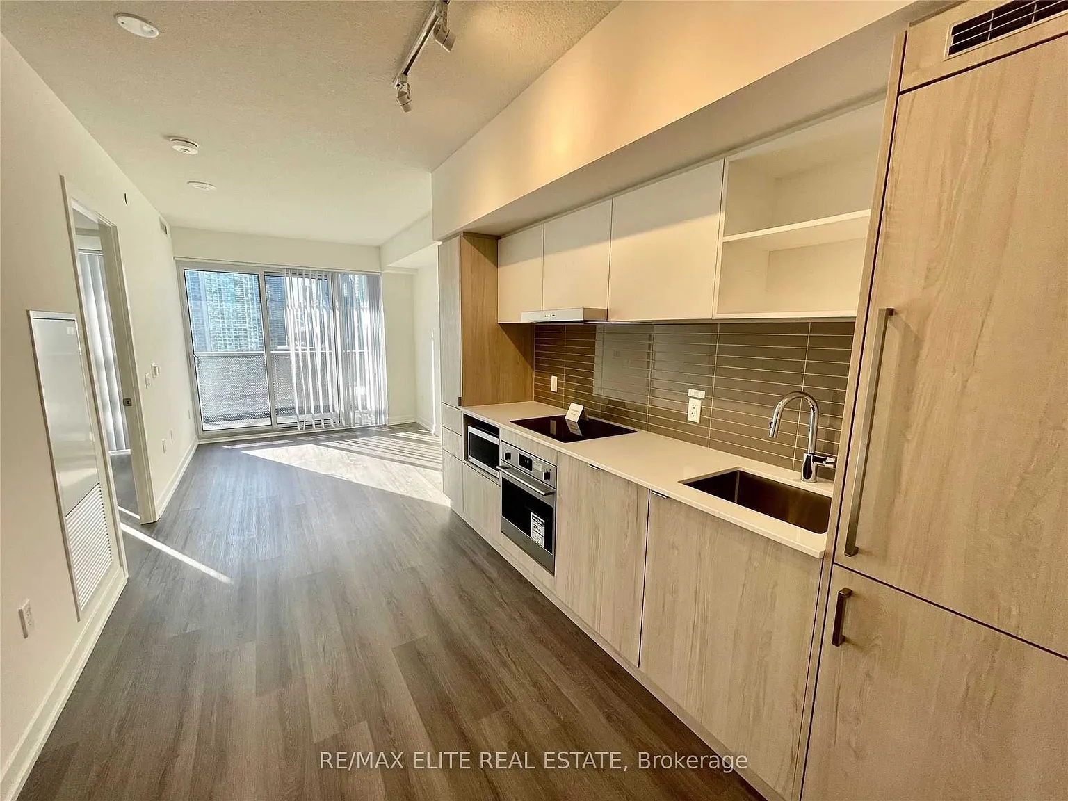 1 bed, $2,350 — Photo 2