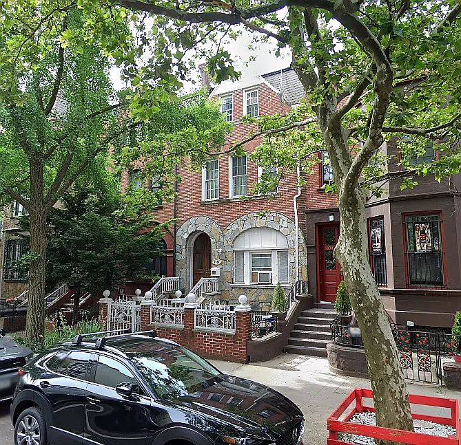 1st image of 1036 Bergen St