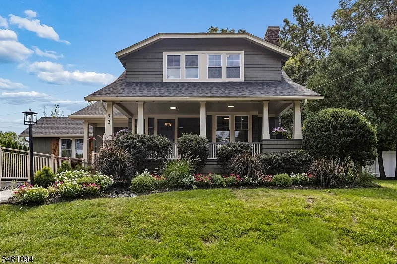 73 Farley Ave