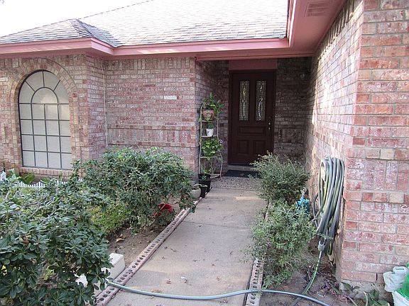 4th image of 2008 Zenaida Ave