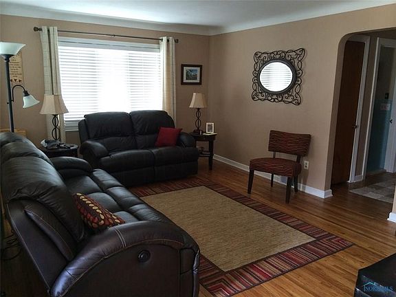 3rd image of 2720 Latonia Blvd