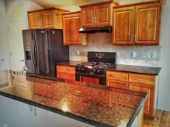 3074 Denver Dr, Fort Collins, CO 80525