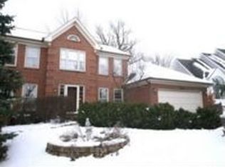 1344 New London Ct, Carol Stream, IL 60188