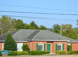 2122 N Jackson St, Tullahoma, TN 37388