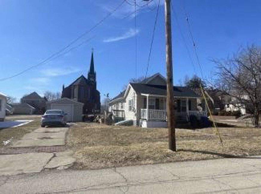 561 Laharpe St, La Salle, IL 61301 Zillow