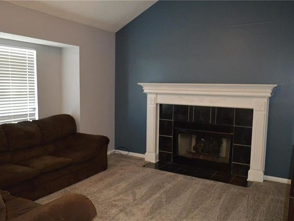 2nd image of 3124 S Sioux Ave