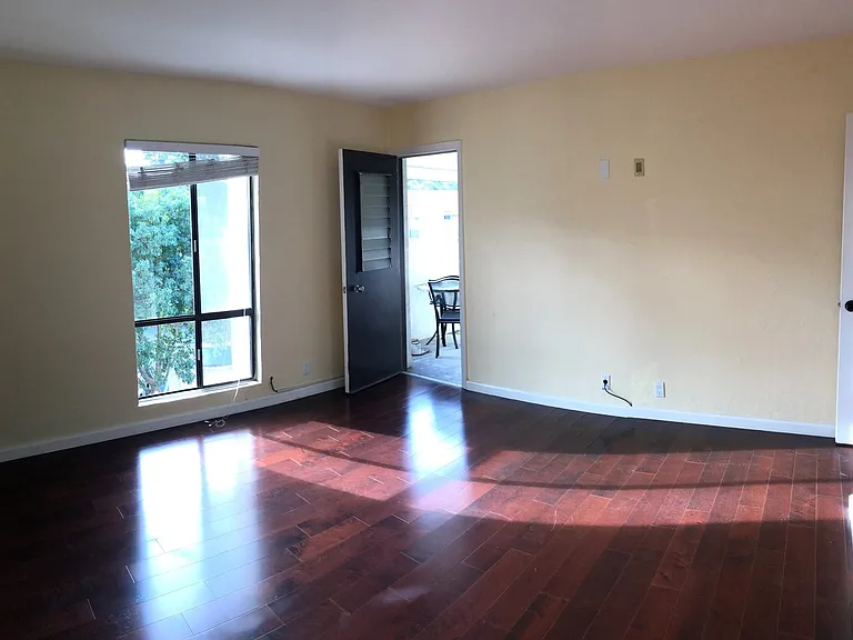 500 Glenwood Cir #230 — Photo 12