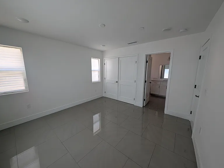 Crystal Ridge Ln — Photo 5