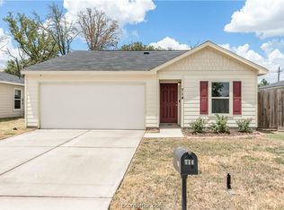 714 Roosevelt St, Navasota, TX 77868