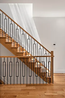 Sold by Nest Seekers International | media 7