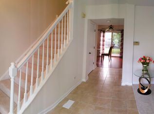 1103 Selma Ln, Naperville, IL 60540