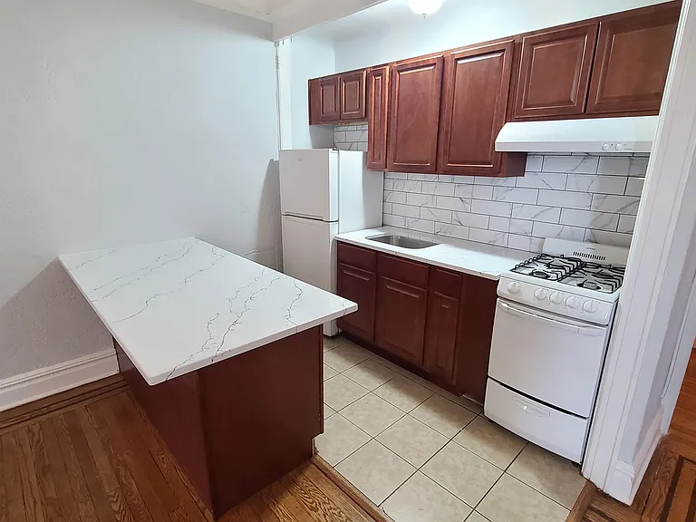 6015 Boulevard E #D7 — Photo 6