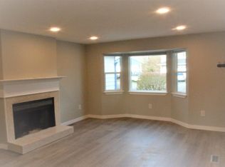 1709 SW 326th Ct, Federal Way, WA 98023