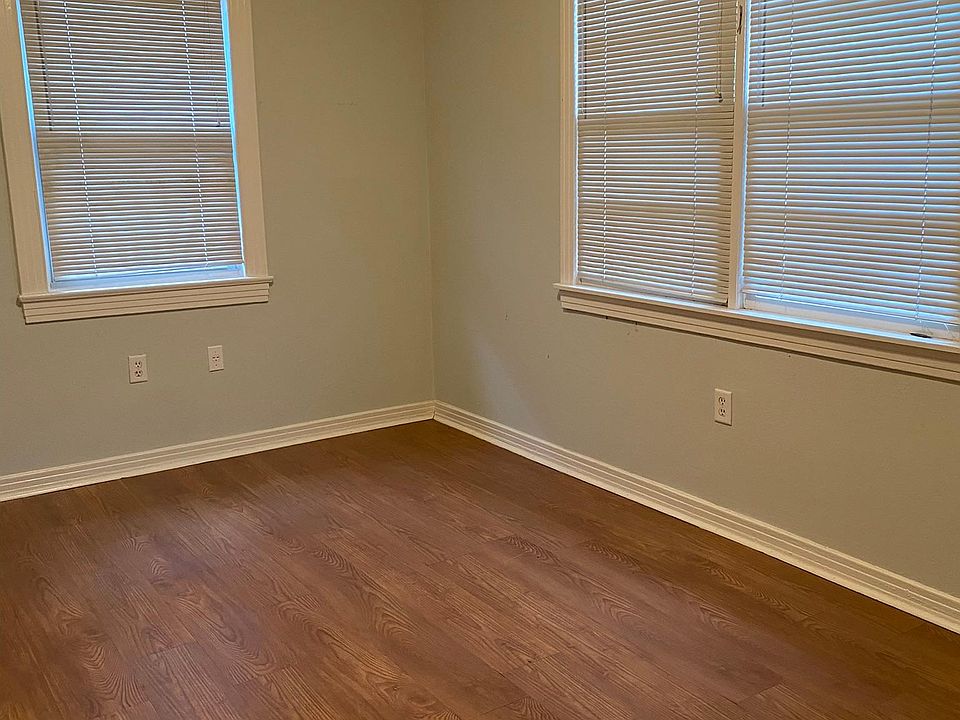 1st image of 303 E William David Pkwy