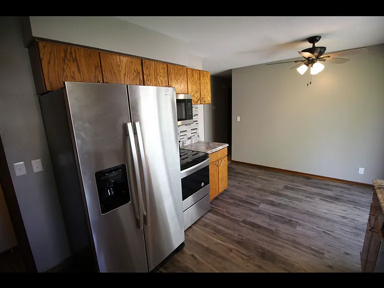 1100 Cold Spring Rd — Photo 14