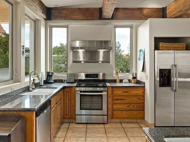 123 Devils Kitchen Dr — Photo 8