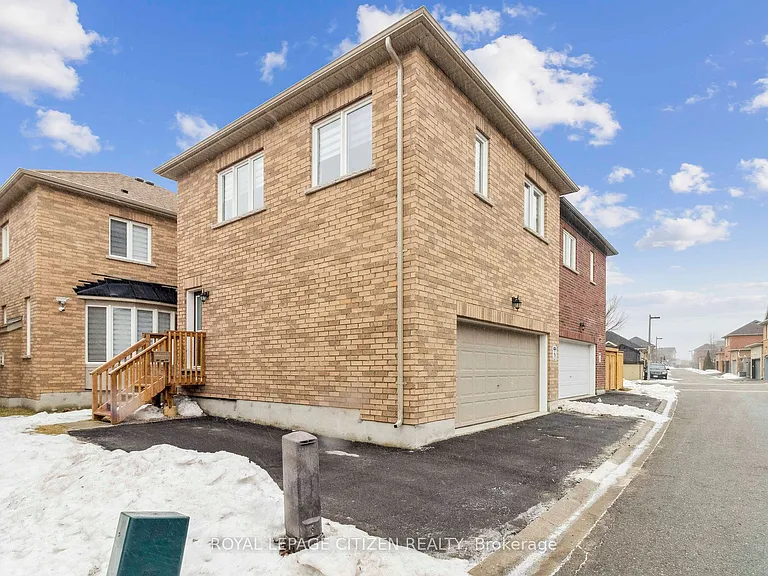 526 Whites Hill Ave #B — Photo 3