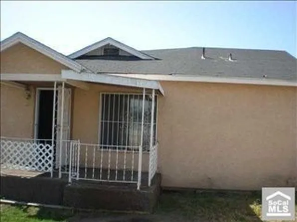 2234 Walnut Ter, Huntington Park, CA 90255