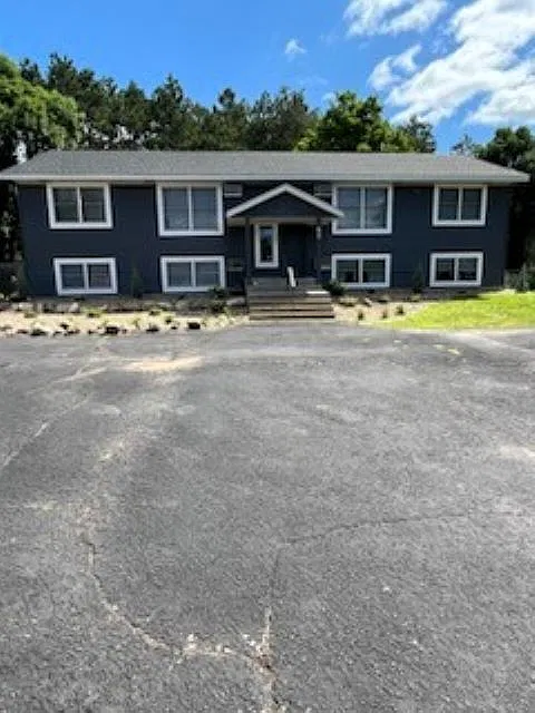 2 bed, 900 sqft, $1,200 — Photo 1