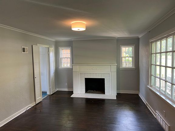 2nd image of 2517 W Barker Ave