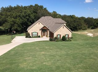4141 Swan Lake Ct, Midlothian, TX 76065