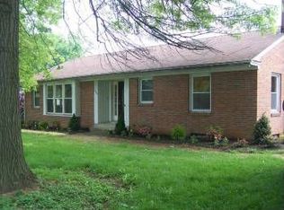 409 Hill Rd, Wernersville, PA 19565