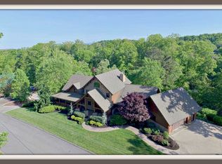 David Swann Dr, Dandridge, TN 37725