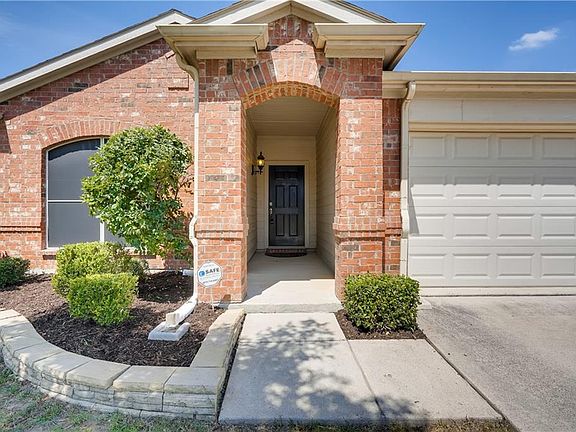 2nd image of 10417 Donnis Dr