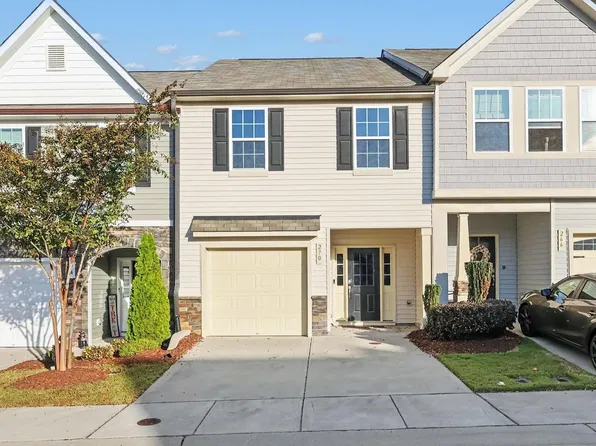 270 E Porthaven Way, Clayton, NC 27527