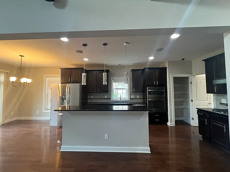 8043 Oak Meadow Dr — Photo 22