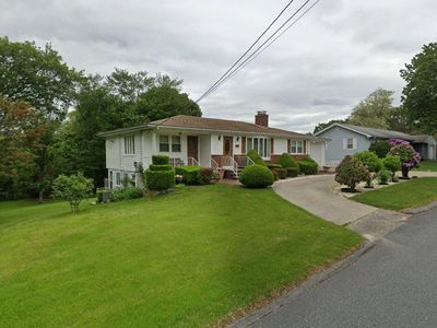 3 Ostend St, Johnston, RI, 02919