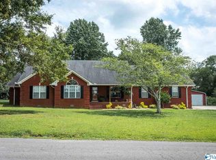 98 Sunrise Dr, Boaz, AL 35956