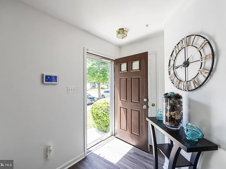 12807 Town Center Way — Photo 2