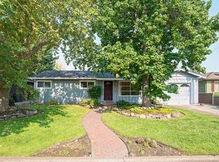 1401 Fortune Dr, Medford, OR