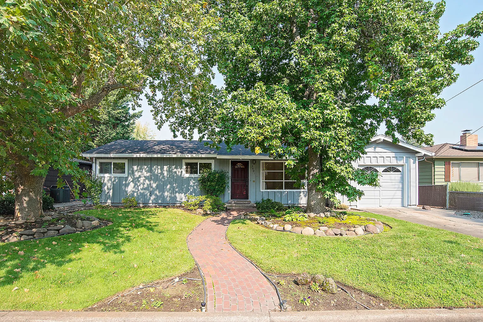 1401 Fortune Dr photo 1
