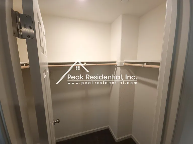 5343 Kankakee Dr — Photo 18