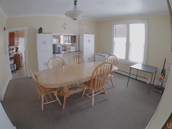 3rd image of 110 W E St